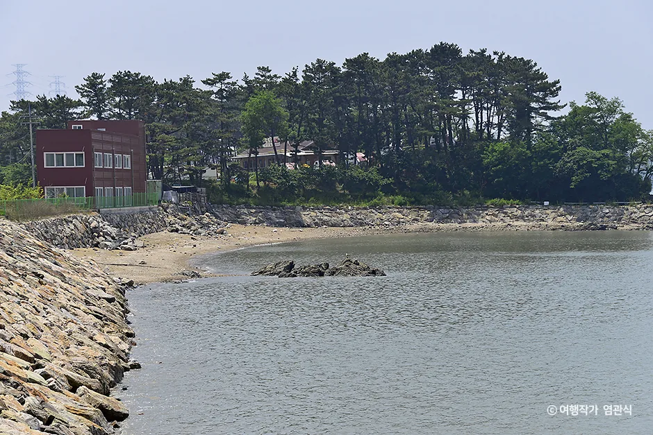 방아머리 해변 갯벌체험 모습